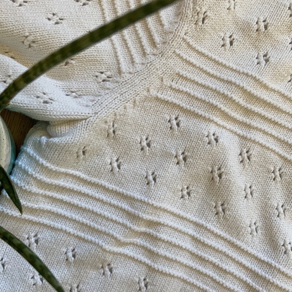 Joe Fresh knit tee size medium - Picture 3 of 5